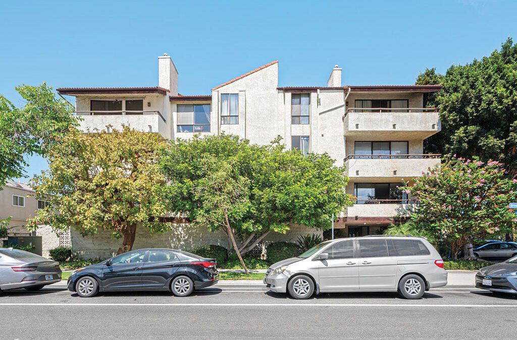 225 Hermosa Avenue, Unit 102